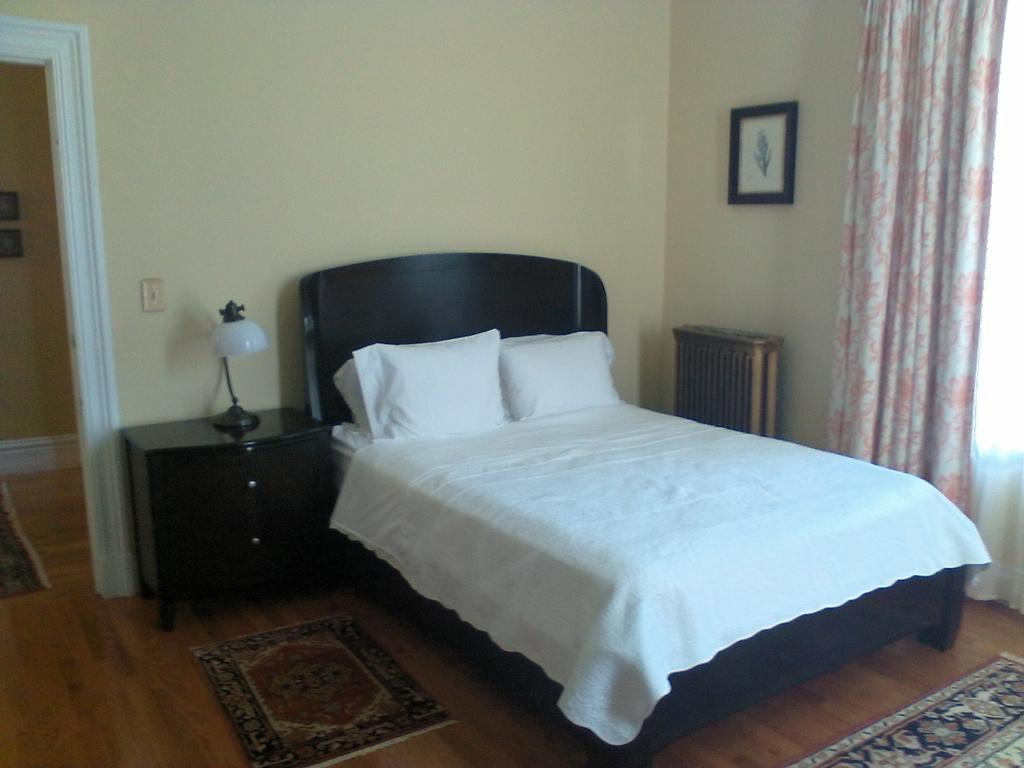 A Kingston Bed & Breakfast エクステリア 写真