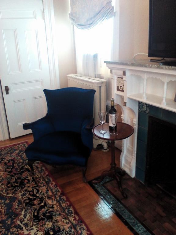 A Kingston Bed & Breakfast エクステリア 写真